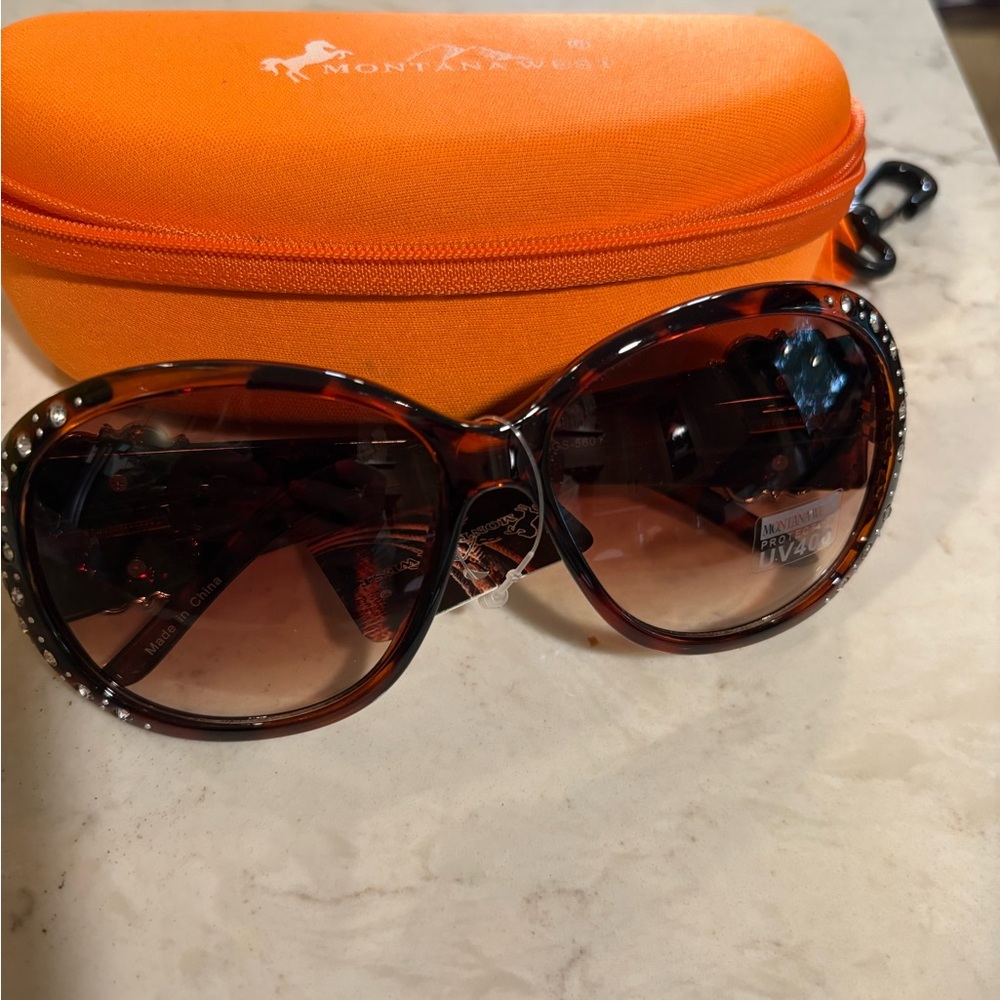 Montana West Tortoise Sunglasses with Bright Orange Case